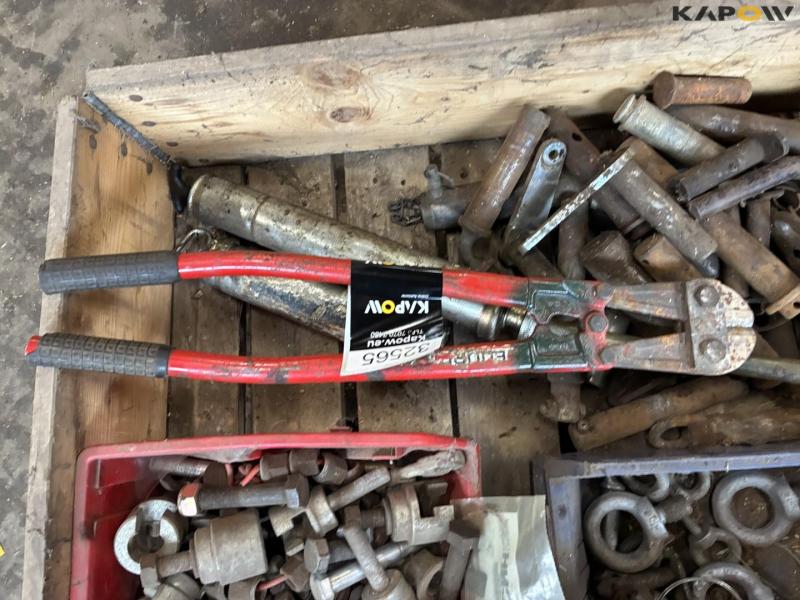 Miscellaneous equipment 7