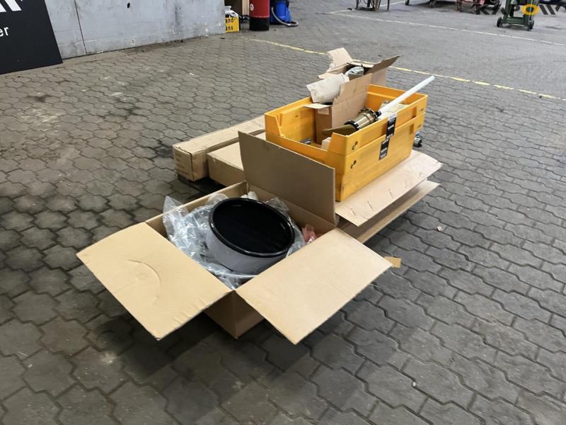 Miscellaneous workshop equipment 3