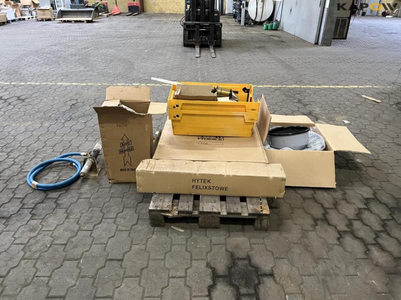 Miscellaneous workshop equipment 6