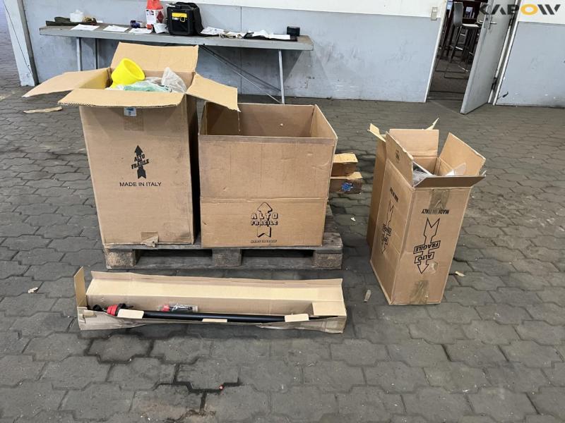 Miscellaneous workshop equipment 7