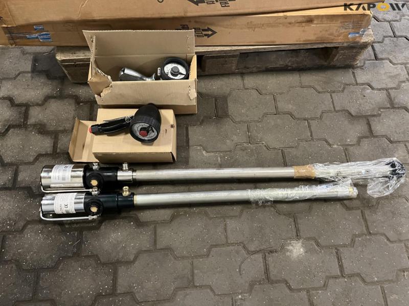 Miscellaneous workshop equipment 8