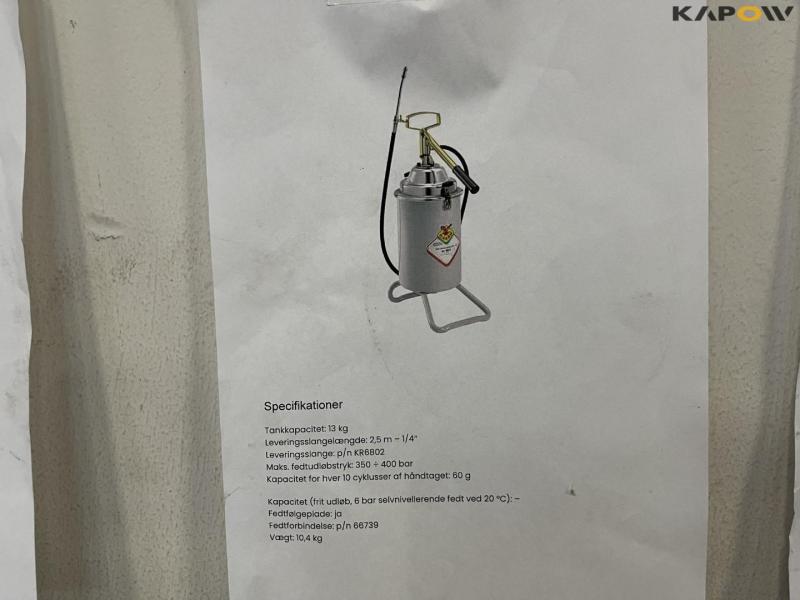 Miscellaneous workshop equipment 19