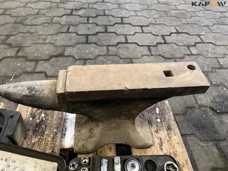 Various tools from service vehicle 19