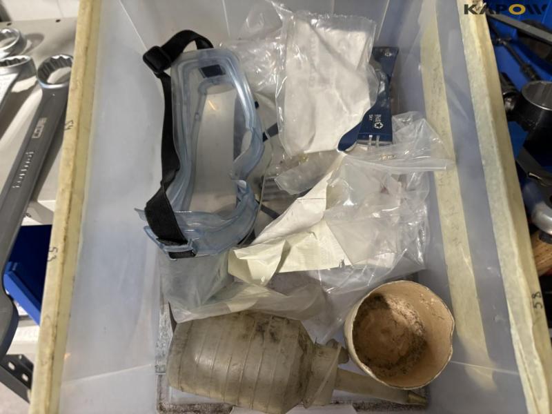 Miscellaneous tools 10