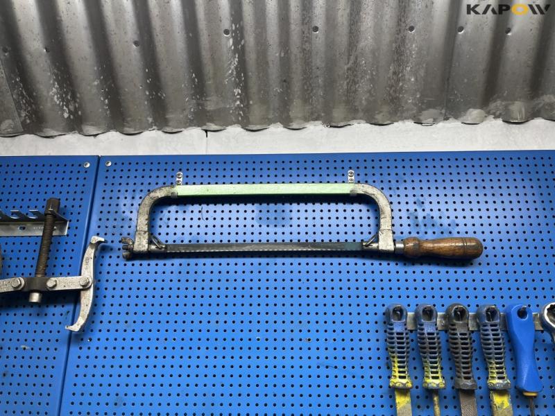 Miscellaneous tools 11