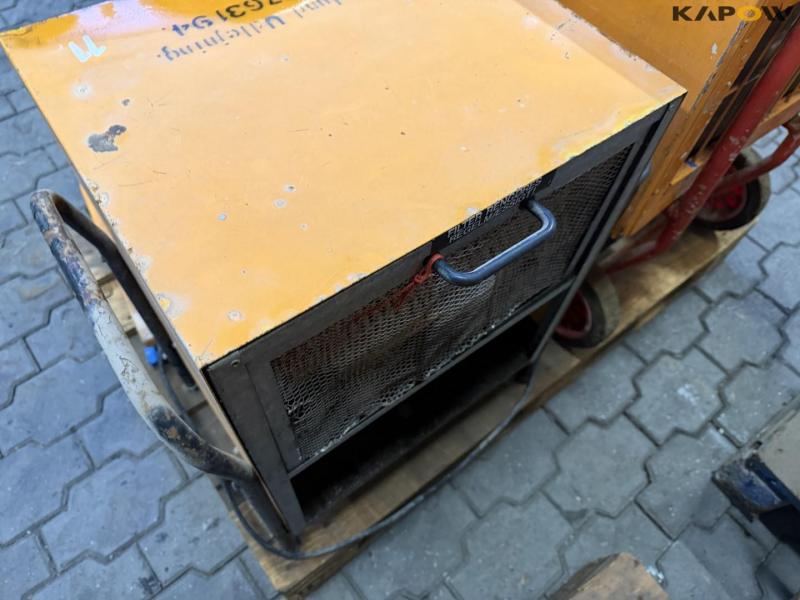 Miscellaneous dehumidifier warmer 18