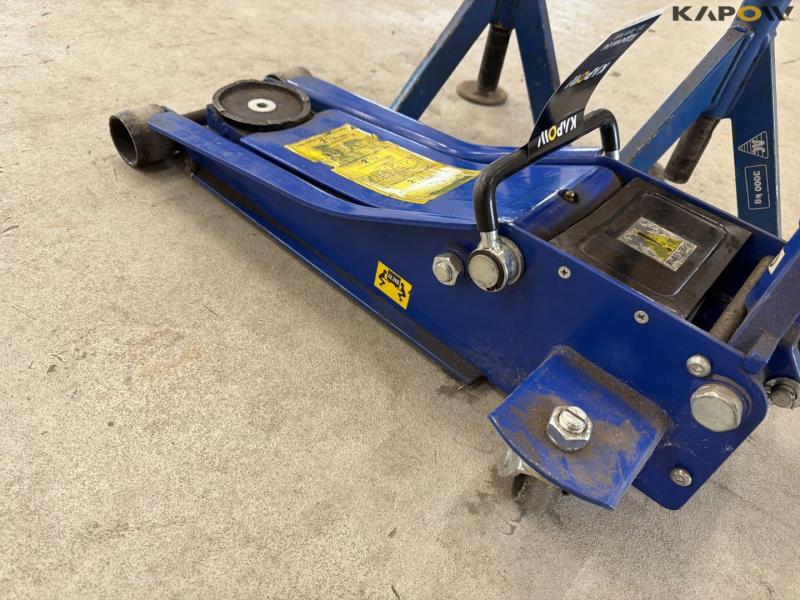 Jack TMG2501 and trestles 10