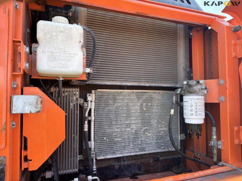 Doosan DX 225LC excavator 54