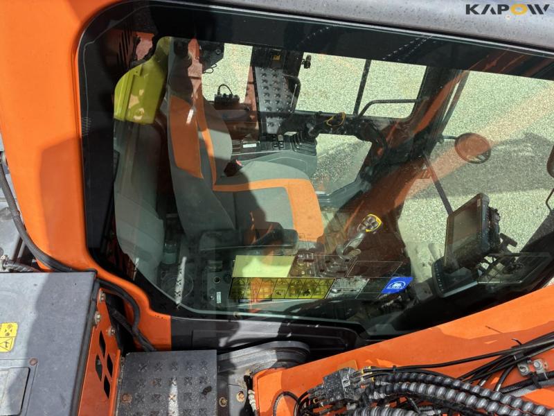Doosan DX140LCR-5 excavator 59