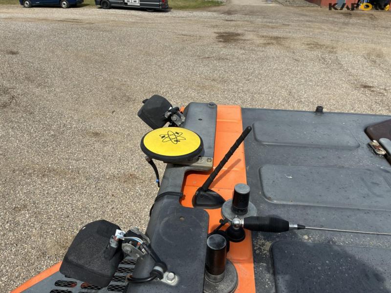 Doosan DX140LCR-5 excavator 62