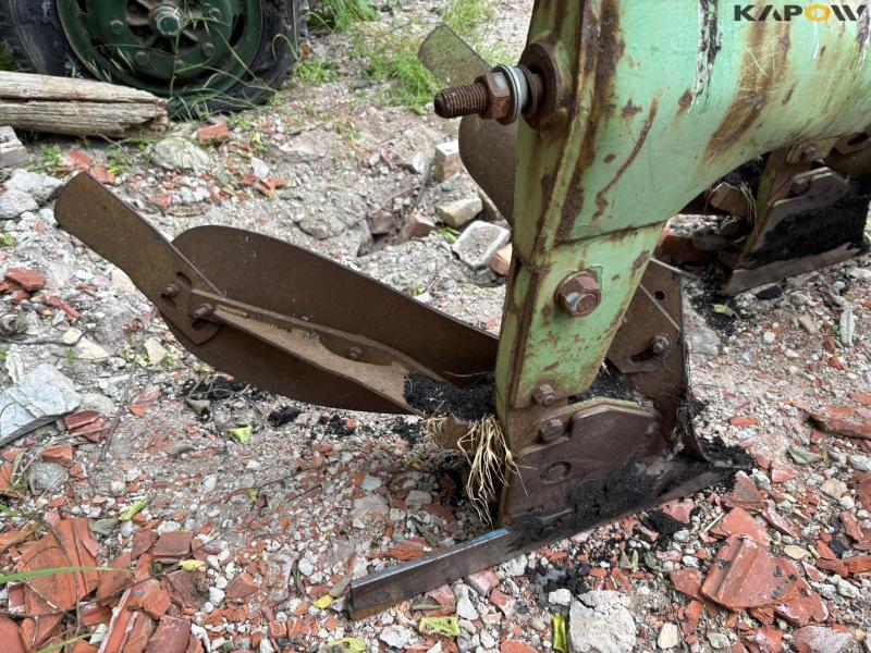 Dowdeswell DP7 reversible plough 3 furrow 24