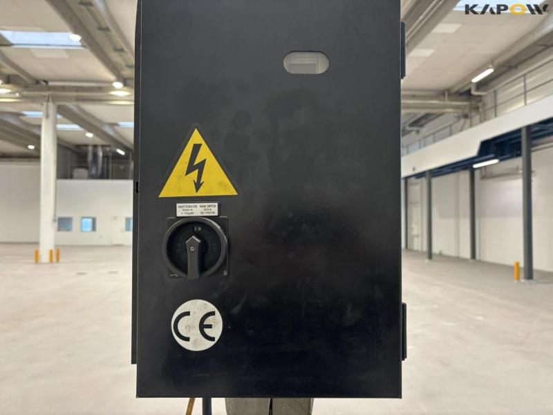 DP 925 GAD pillar drilling machine 16