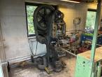 DPF KAS 32-200 presses/punches 2