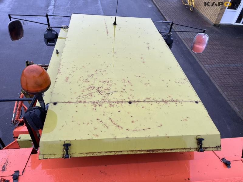 Dronningborg D4000 hydrostatic combine harvester 54