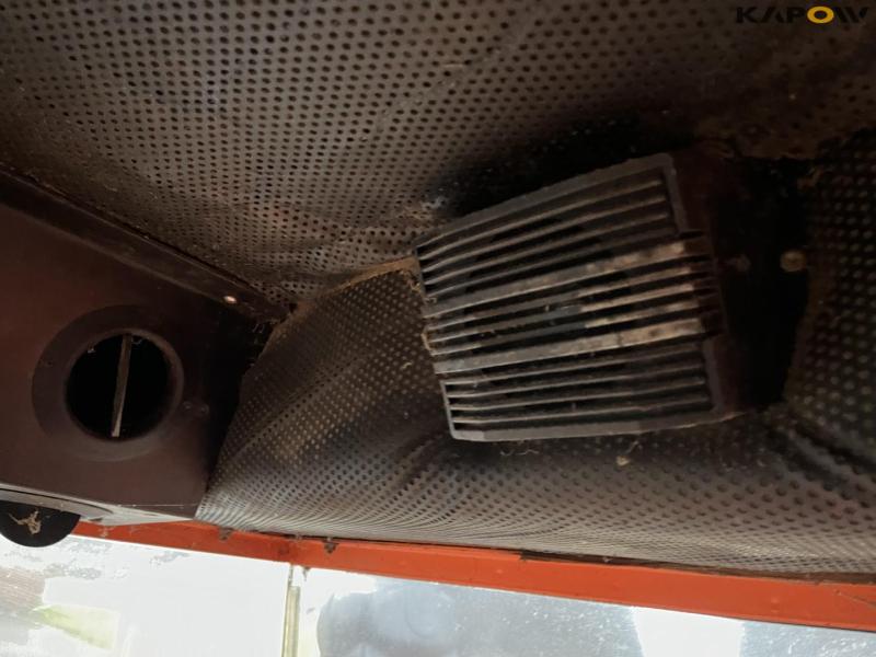 Dronningborg D4000 hydrostatic combine harvester 63