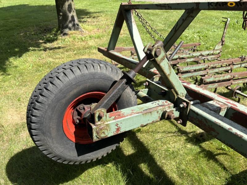 Dublet-Record 9-jointed harrow 31