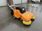 Duks FO-B-2000 sweeper with collector 3