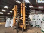 Duport AllTrack DW 12368 grassland spreader 1