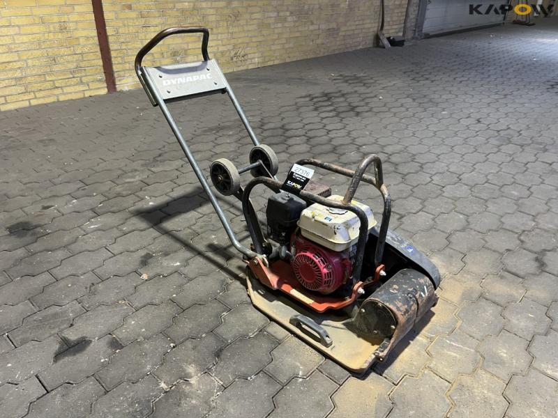 Dynapac LF3820 plate vibrator 3