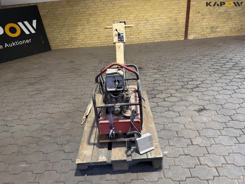 Dynapac LG200 plate vibrator 2