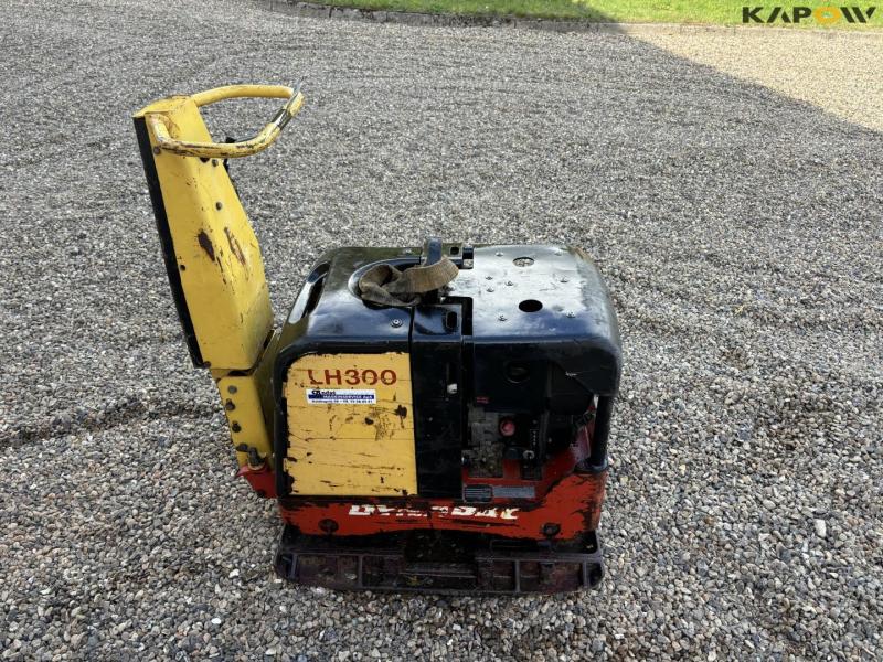 Dynapac LH300 plate vibrator 4