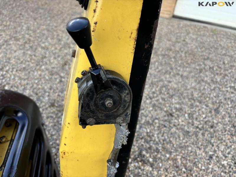 Dynapac LH300 plate vibrator 19