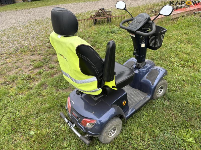 EasyGO L4B electric scooter 5