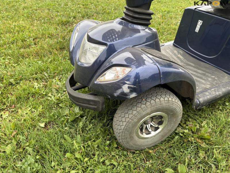 EasyGO L4B electric scooter 9
