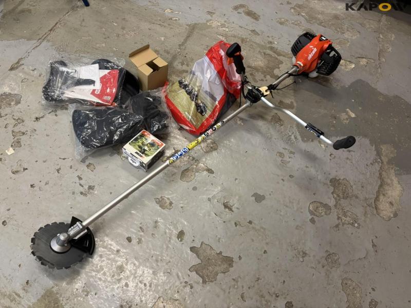 ECHO SRM-3021-TES brush cutter 1