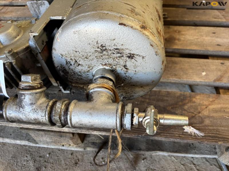 Effective vacuum pump 8