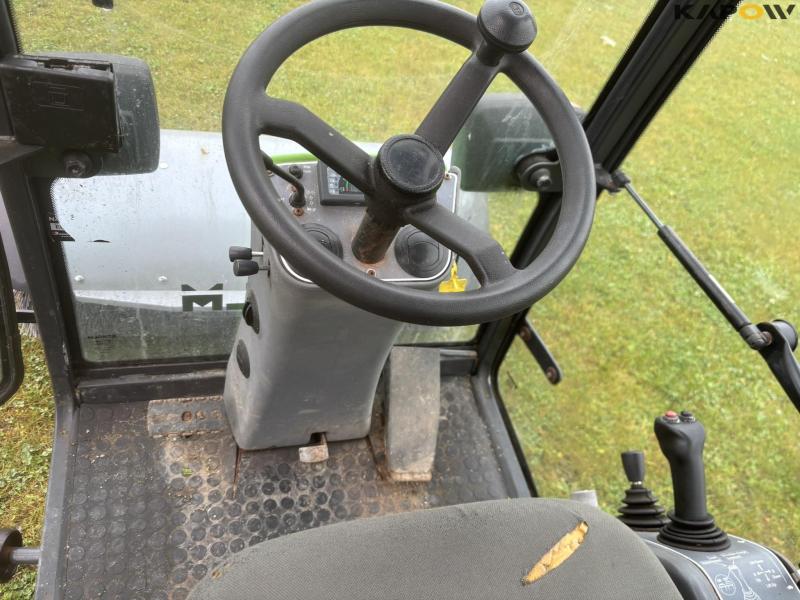 Egholm City Ranger 2200 with broom and salt spreader 63