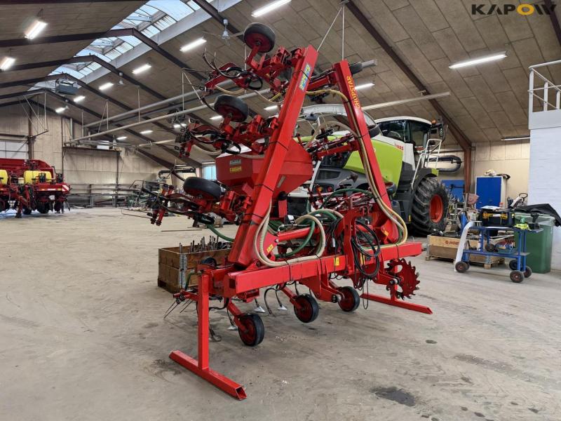 Eimböck 8 row corn cleaner with seed equipment 3