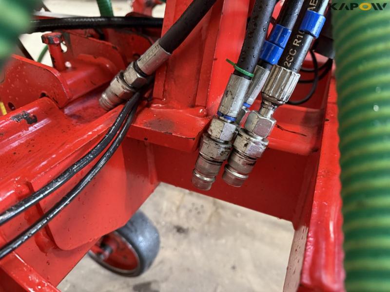 Eimböck 8 row corn cleaner with seed equipment 41