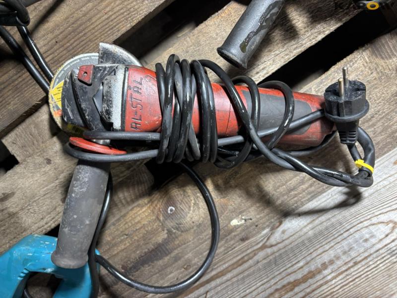 Electric hand tools 22