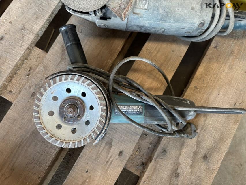 Electric hand tools 18