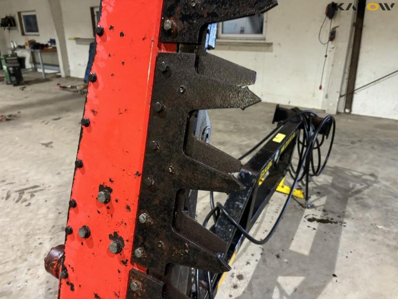 Elkør HK2000/9L hedge trimmer with Euro hitch 19