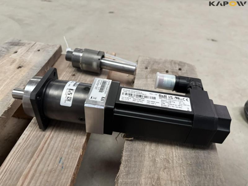 Electric motors/angle gears 13