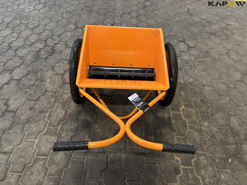 Epoke Epomini 50 salt spreader 6