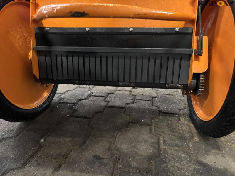 Epoke Epomini 50 salt spreader 17