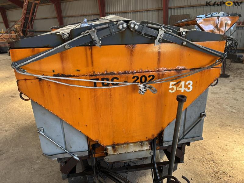 Epoke S2400 HS salt spreader 16