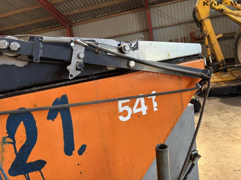 Epoke S2400 HS salt spreader 15