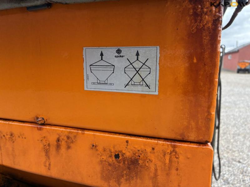 Epoke S2400 HS salt spreader 16