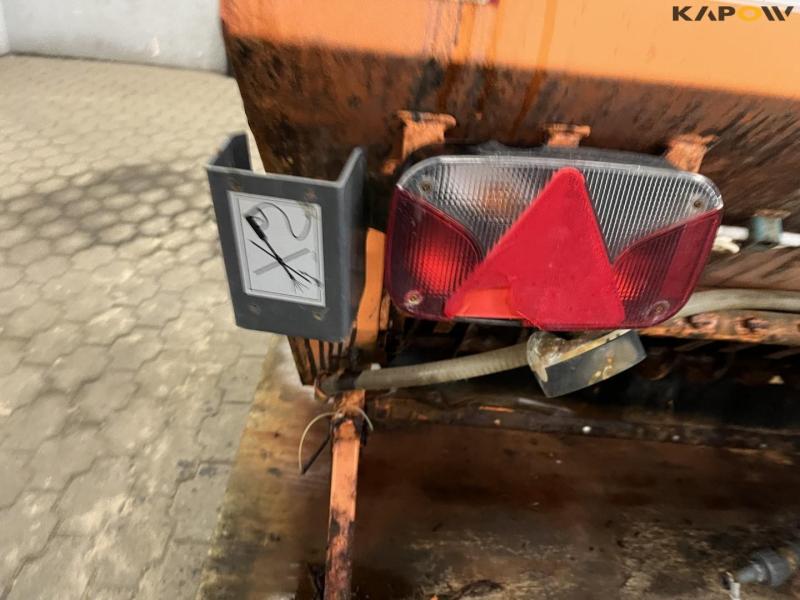 Epoch TP9k  salt spreader 16