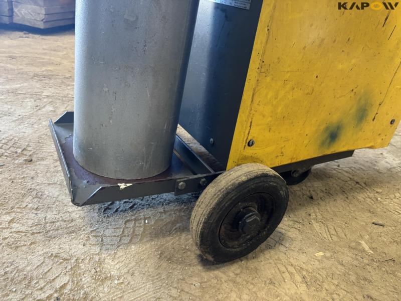 ESAB LDA 200 + A10-MEC 30 welder 11