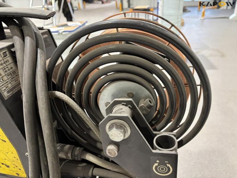 ESAB Mig 325 welder 28