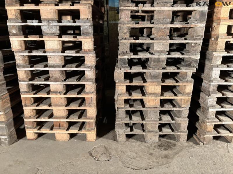 Euro pallets - 90 pcs. 8