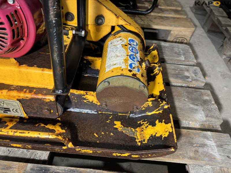 Euro Shatal PC1512 plate vibrator 10