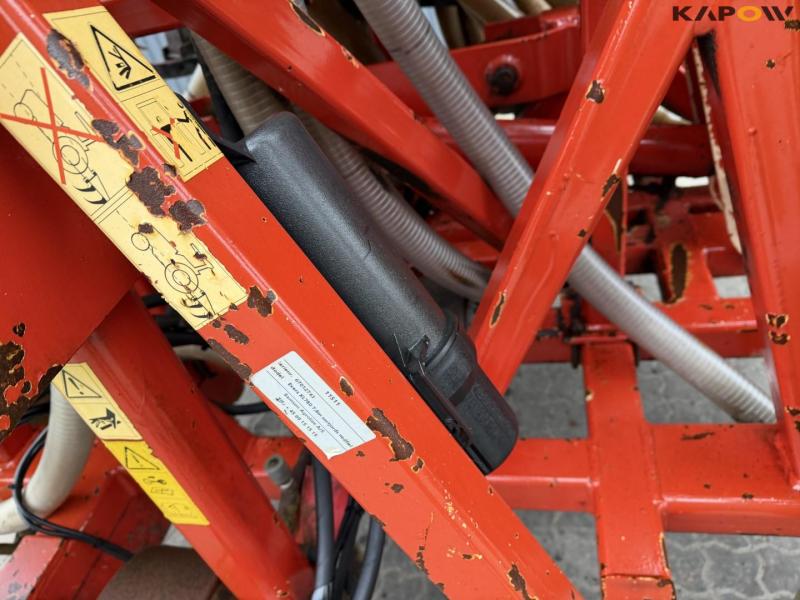 Evers Oldenburger BI-XL780 black soil injector. 19