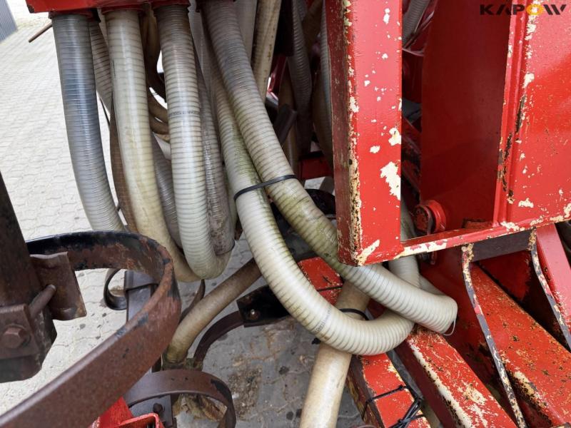 Evers Oldenburger BI-XL780 black soil injector. 31