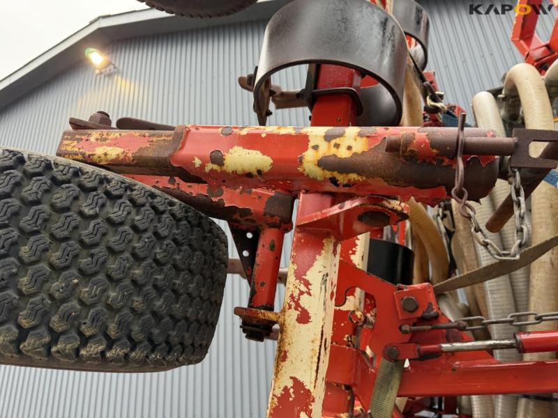 Evers Oldenburger BI-XL780 black soil injector. 48